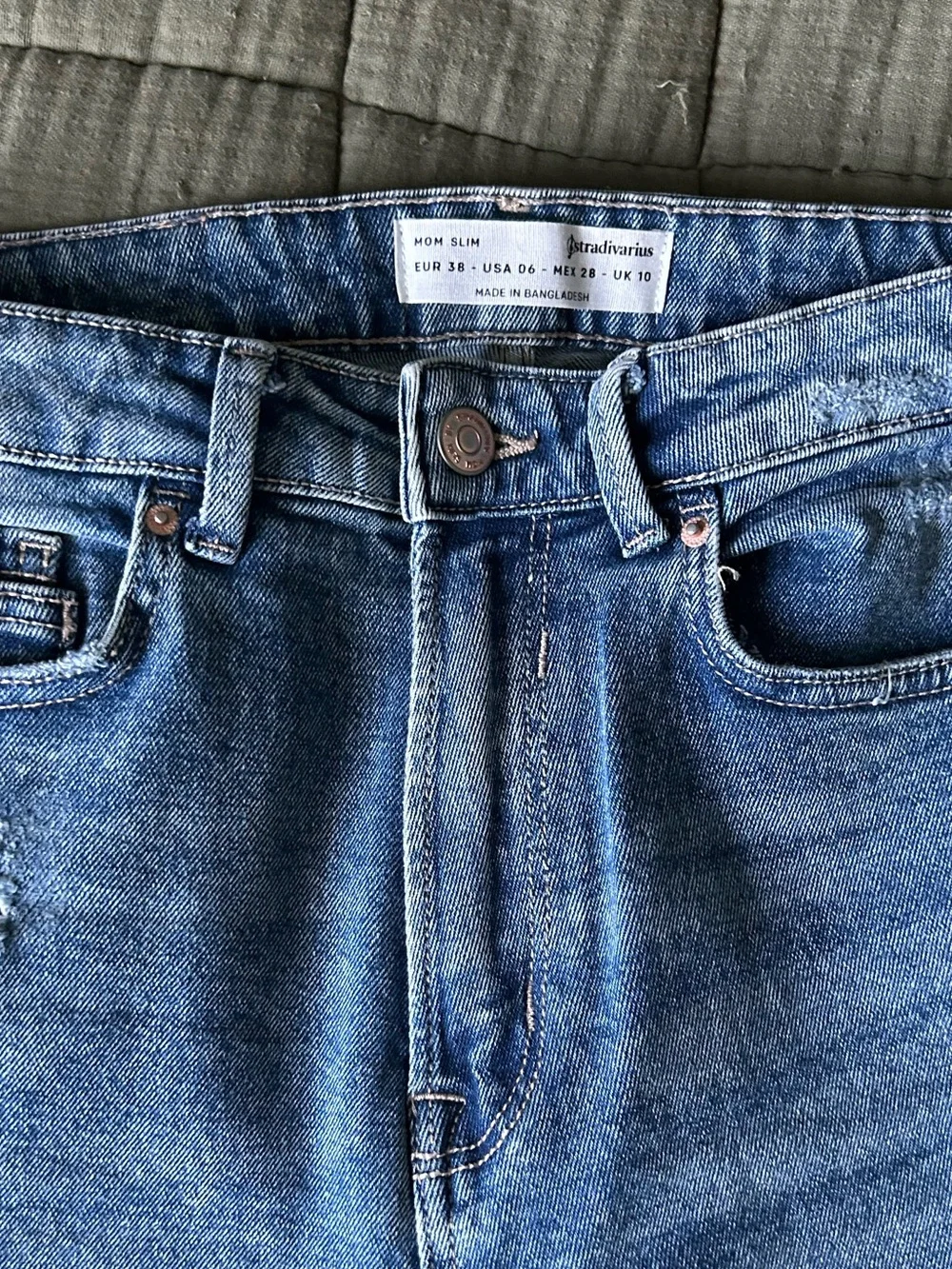stradivarius stretchy material